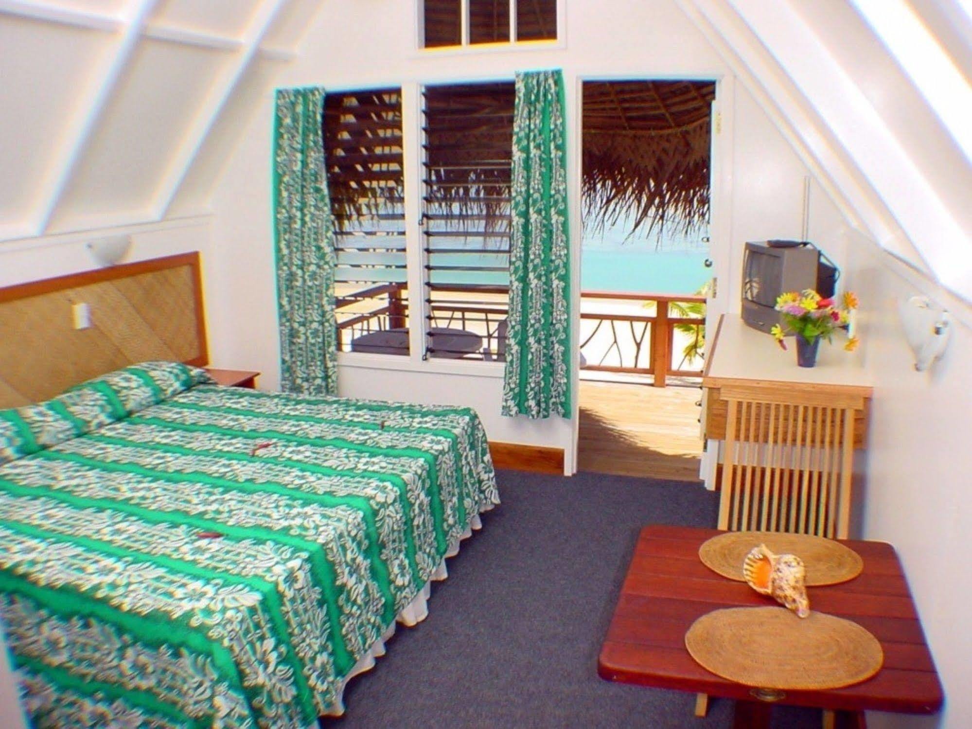 Paradise Cove Lodge Arutanga Exteriör bild